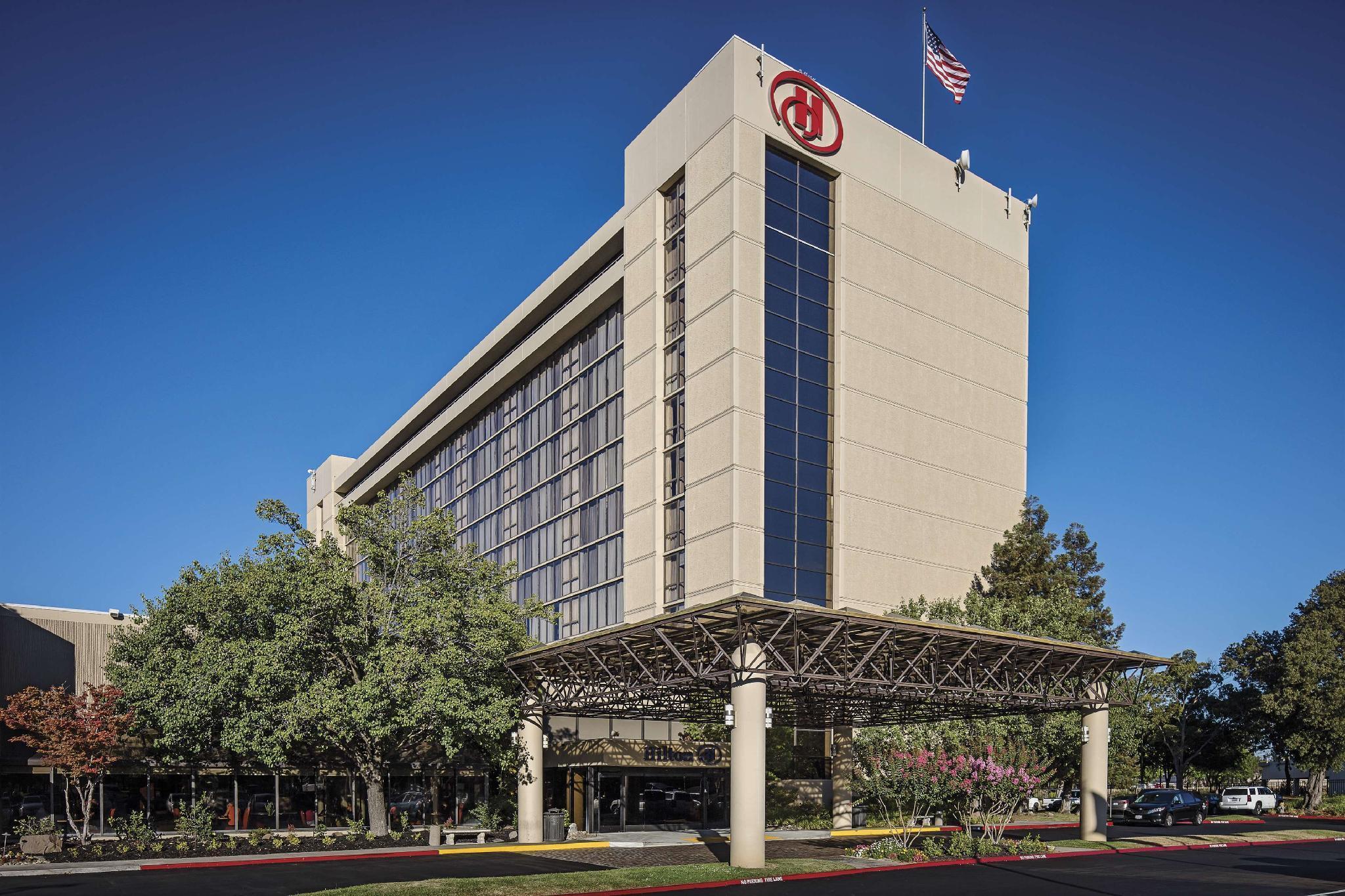 Hilton Sacramento Arden West Exterior foto