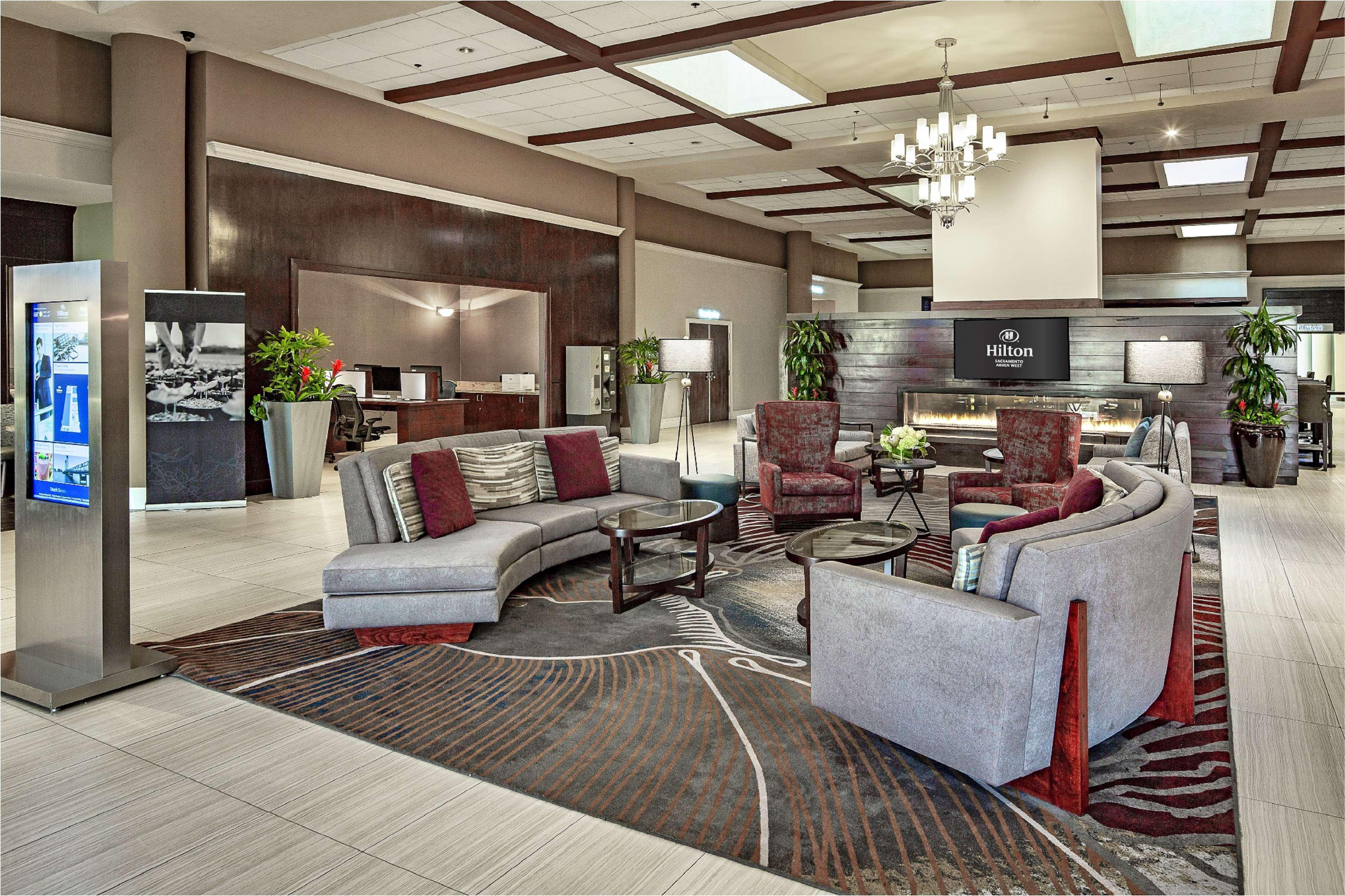 Hilton Sacramento Arden West Exterior foto