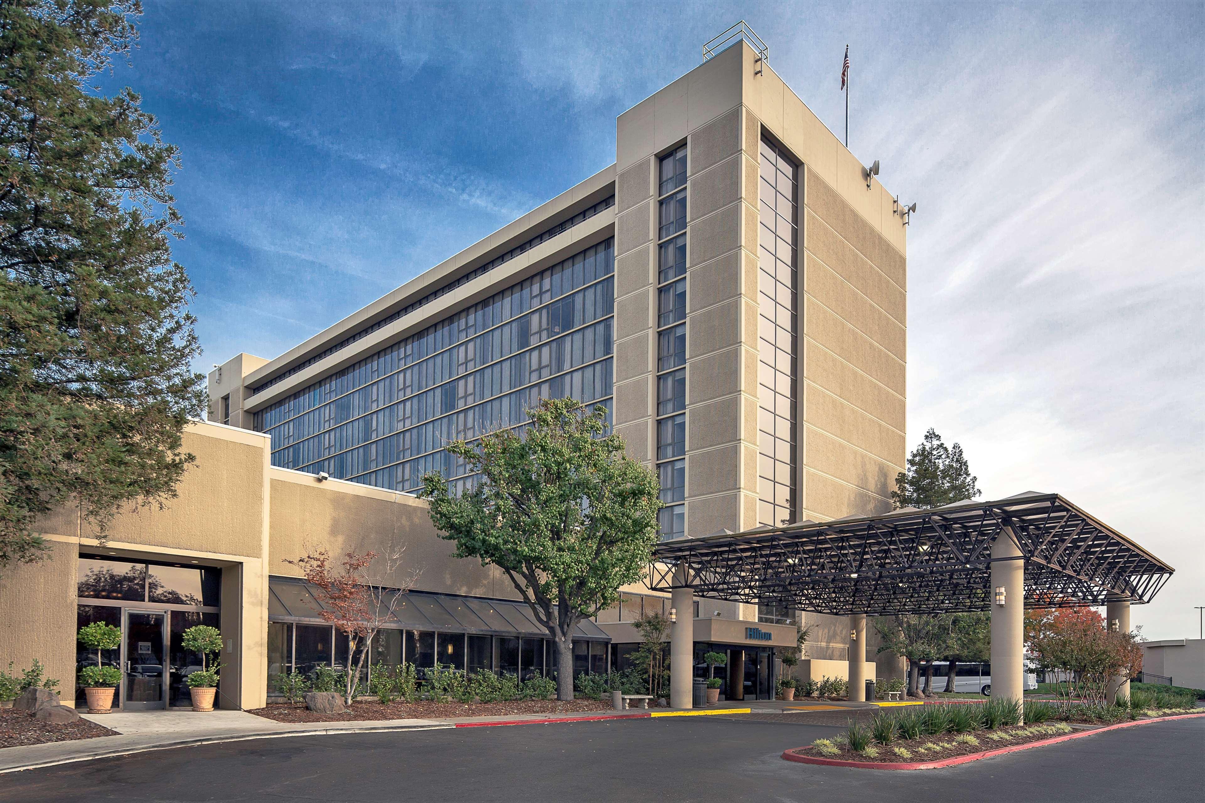 Hilton Sacramento Arden West Exterior foto