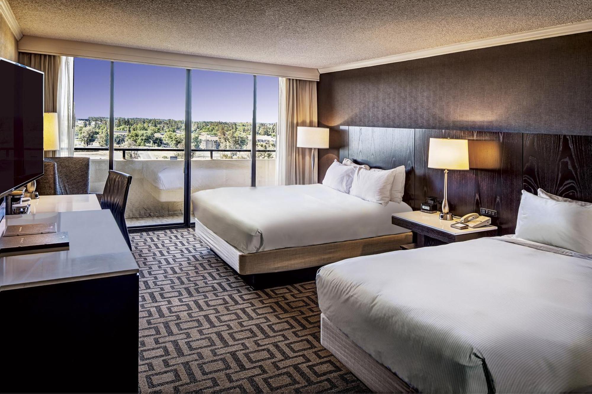 Hilton Sacramento Arden West Exterior foto