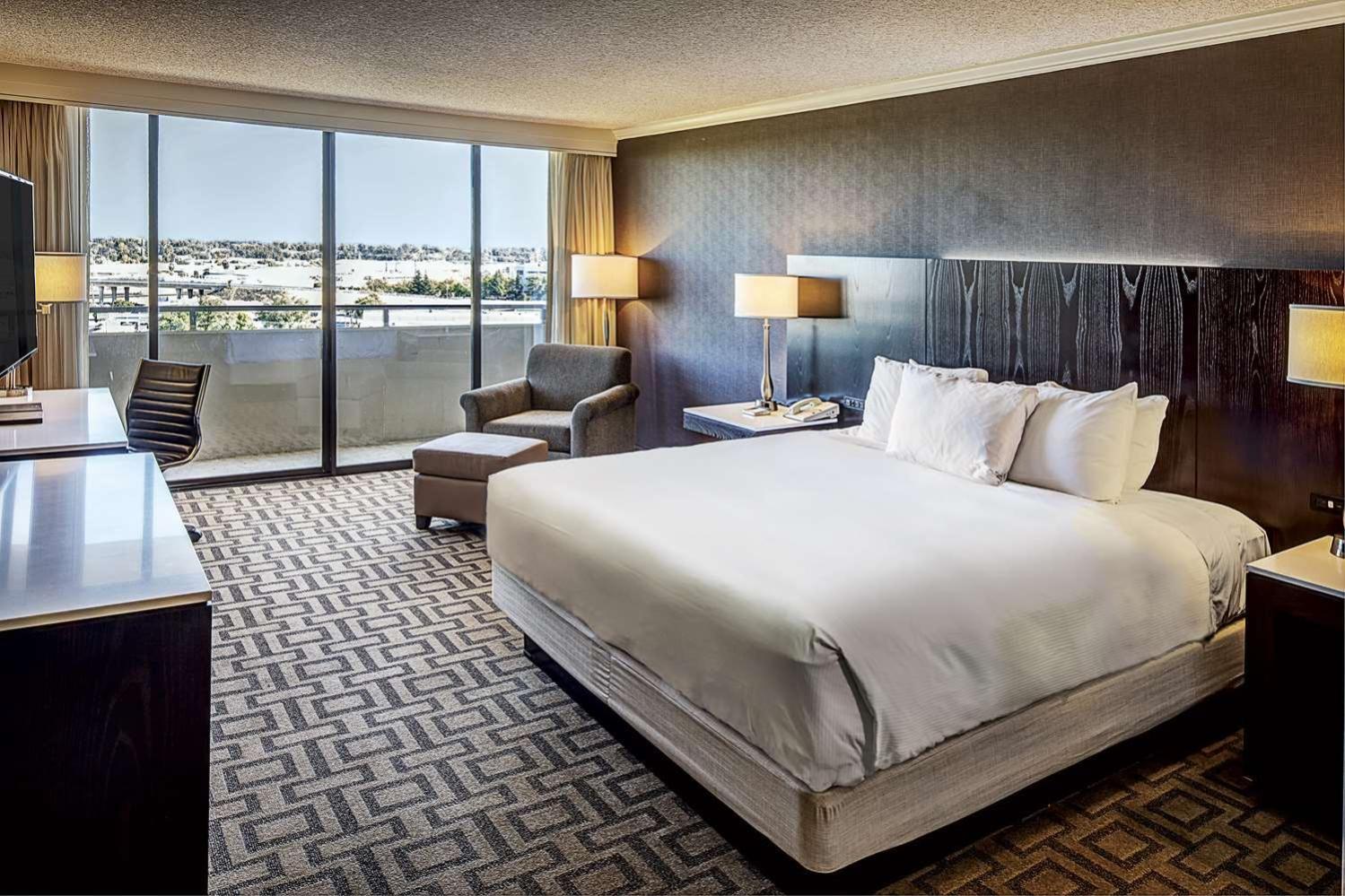 Hilton Sacramento Arden West Exterior foto
